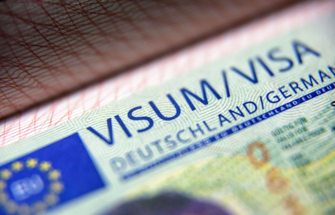 german-companies-urge-faster-work-visa-processing-for-chinese-employees.jpg